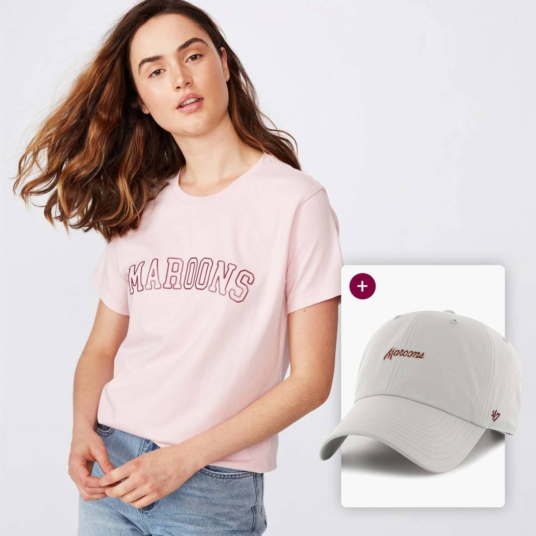 Women's Pink Text Tee & '47 Whitner Clean Up0